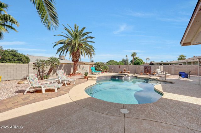 10921 W EL CAPITAN Circle, Sun City, AZ 85351