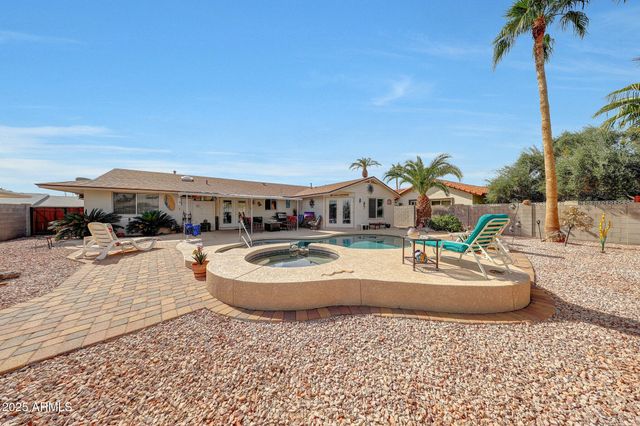 10921 W EL CAPITAN Circle, Sun City, AZ 85351