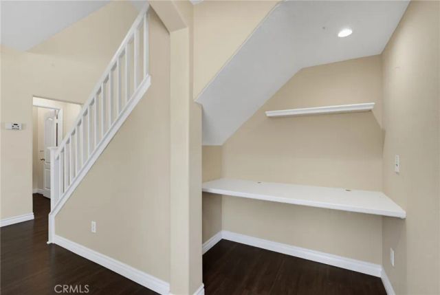 28148 Cabrillo Lane, Valencia, CA 91354