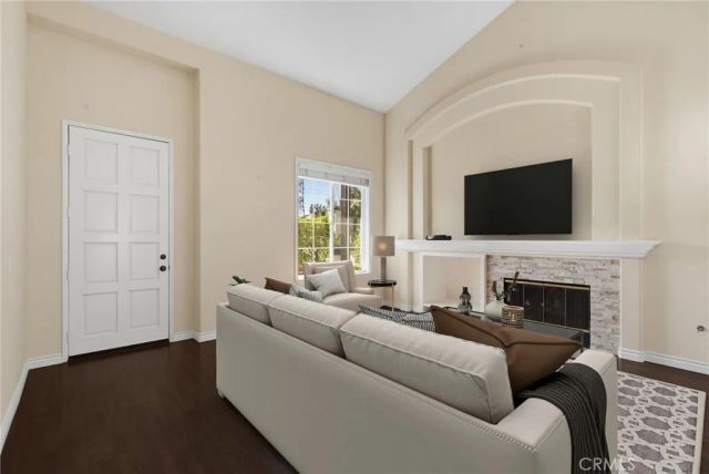 28148 Cabrillo Lane, Valencia, CA 91354