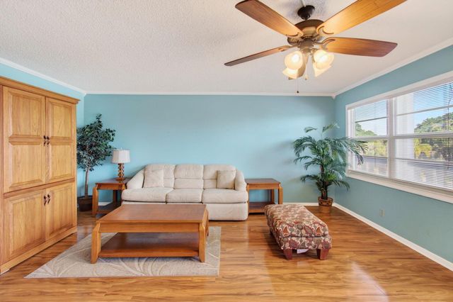 3007 Yarmouth A, Boca Raton, FL 33434