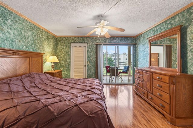 3007 Yarmouth A, Boca Raton, FL 33434