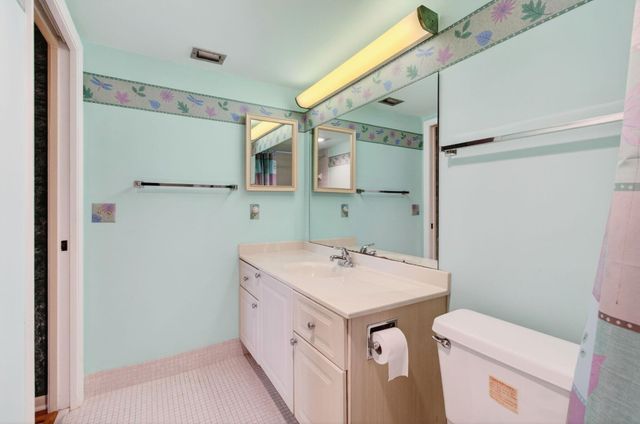 3007 Yarmouth A, Boca Raton, FL 33434