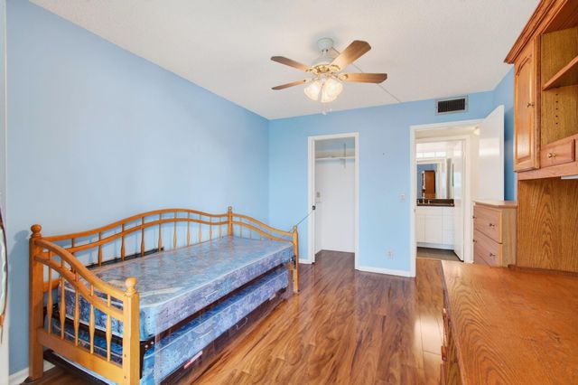 3007 Yarmouth A, Boca Raton, FL 33434