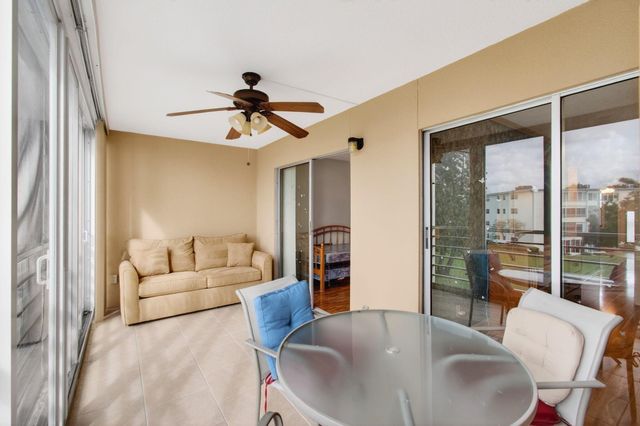 3007 Yarmouth A, Boca Raton, FL 33434