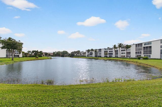 3007 Yarmouth A, Boca Raton, FL 33434