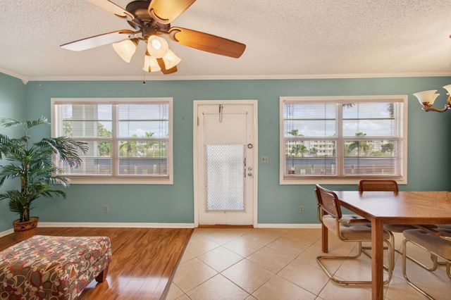 3007 Yarmouth A, Boca Raton, FL 33434