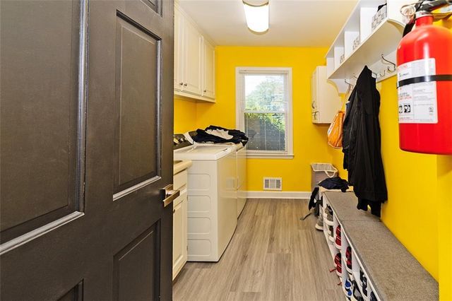 415 Spindle Court, Sandy Springs, GA 30350