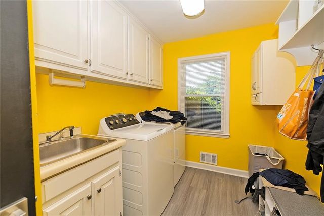 415 Spindle Court, Sandy Springs, GA 30350