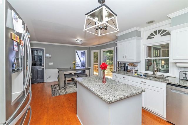415 Spindle Court, Sandy Springs, GA 30350