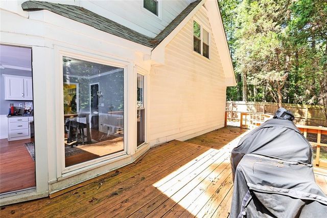 415 Spindle Court, Sandy Springs, GA 30350
