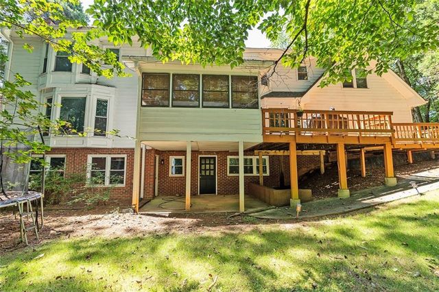 415 Spindle Court, Sandy Springs, GA 30350