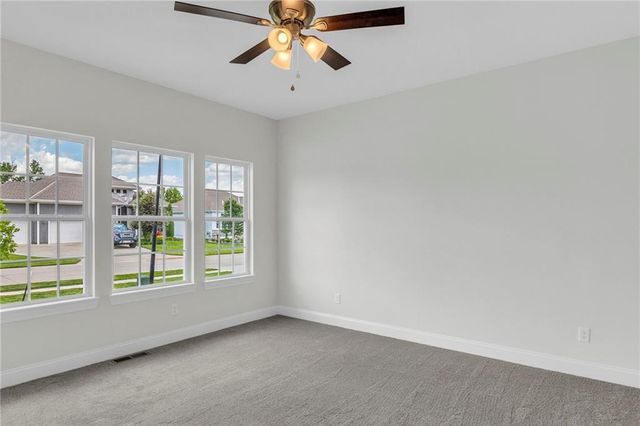 12501 Parkview Avenue, Kansas City, KS 66109