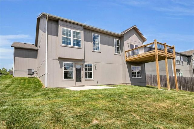 12501 Parkview Avenue, Kansas City, KS 66109