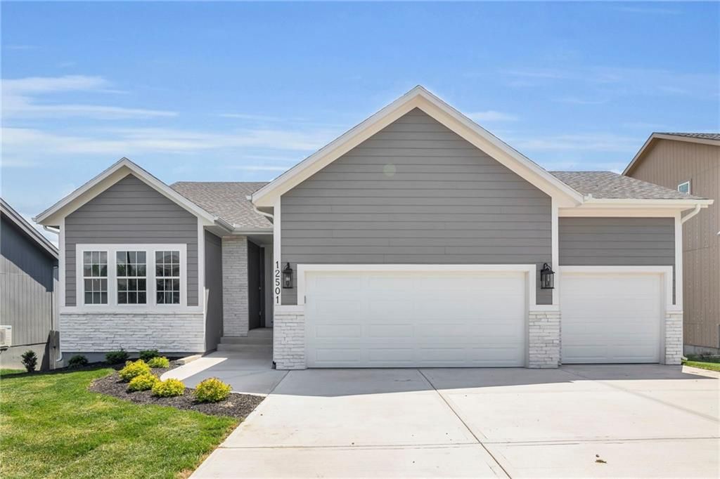 12501 Parkview Avenue, Kansas City, KS 66109