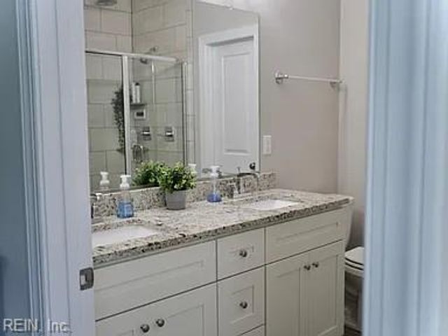 121 Matt LN, Virginia Beach, VA 23454