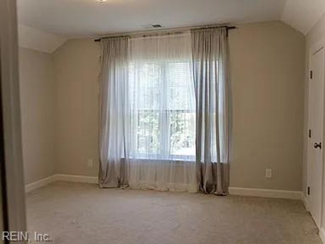 121 Matt LN, Virginia Beach, VA 23454