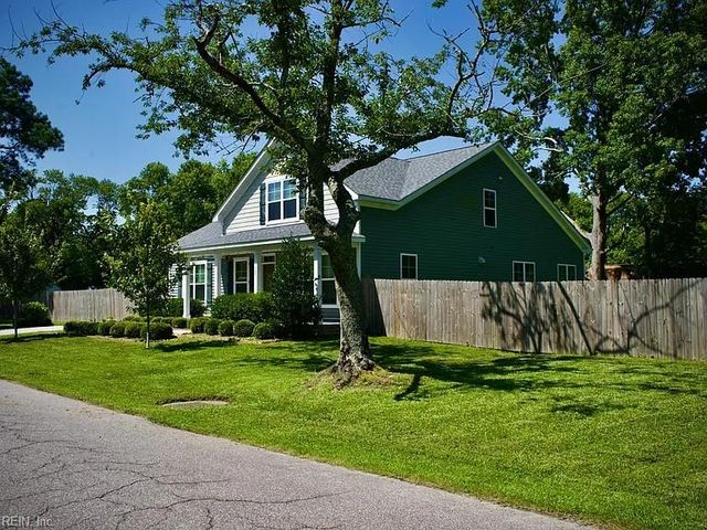 121 Matt LN, Virginia Beach, VA 23454