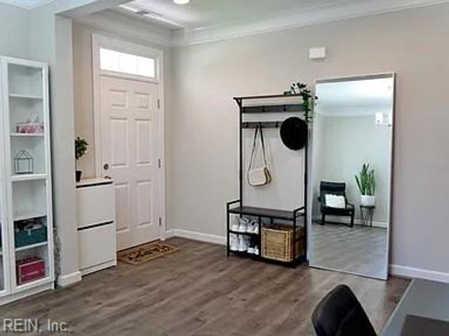 121 Matt LN, Virginia Beach, VA 23454