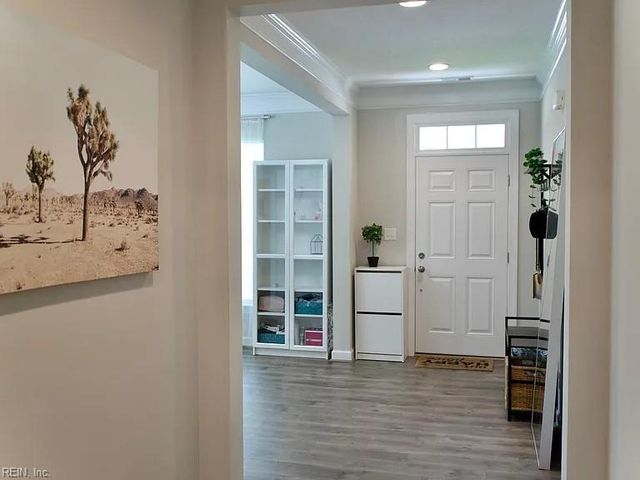 121 Matt LN, Virginia Beach, VA 23454
