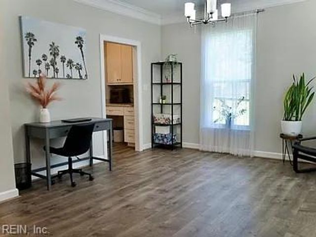 121 Matt LN, Virginia Beach, VA 23454