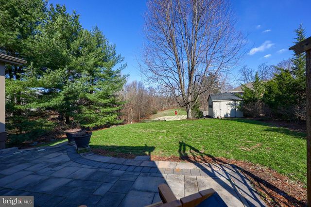 2021 ASLAN DR, York, PA 17404