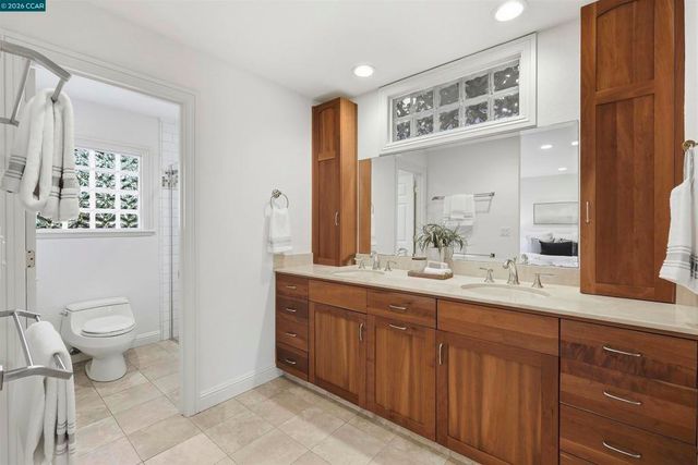 2652 Bridle Ln, Walnut Creek, CA 94596