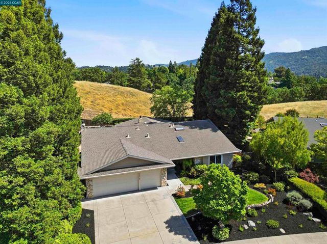 2652 Bridle Ln, Walnut Creek, CA 94596