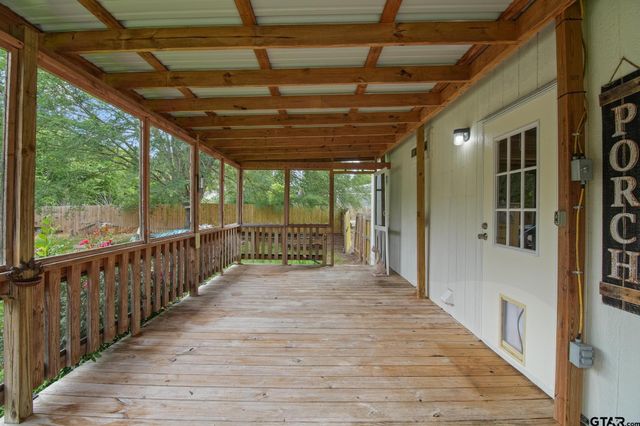20970 Joe Paul Ln, Chandler, TX 75758