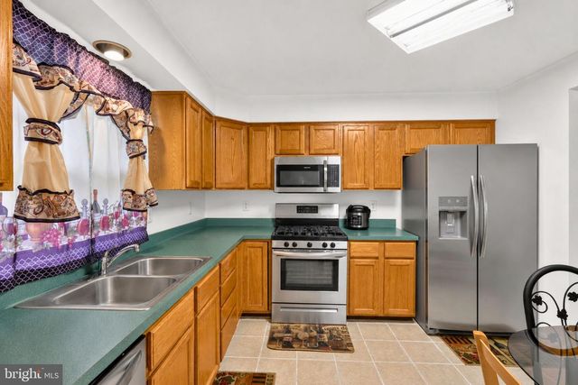 7318 ROTUNDA CT, Clinton, MD 20735