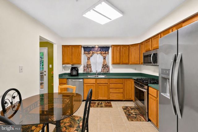 7318 ROTUNDA CT, Clinton, MD 20735