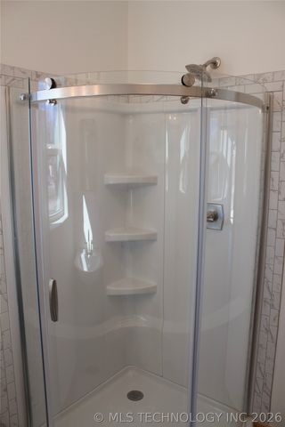 6129 Dixie, Madill, OK 73439