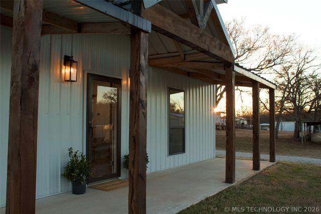 6129 Dixie, Madill, OK 73439