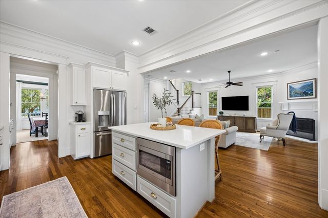 601 E 21st Street, Houston, TX 77008