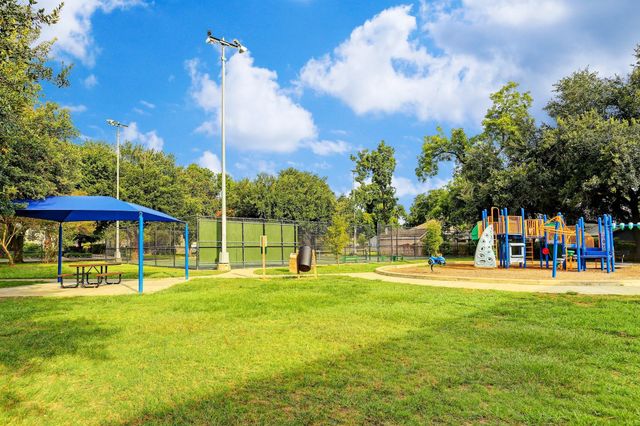 601 E 21st Street, Houston, TX 77008