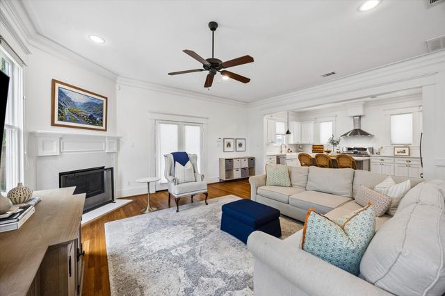 601 E 21st Street, Houston, TX 77008