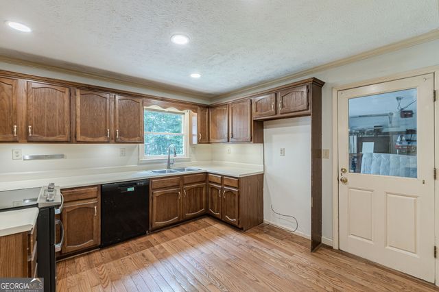 5690 Highway 166, Douglasville, GA 30135