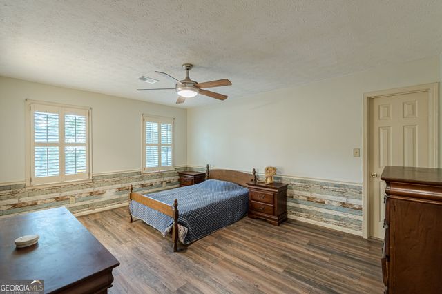 5690 Highway 166, Douglasville, GA 30135