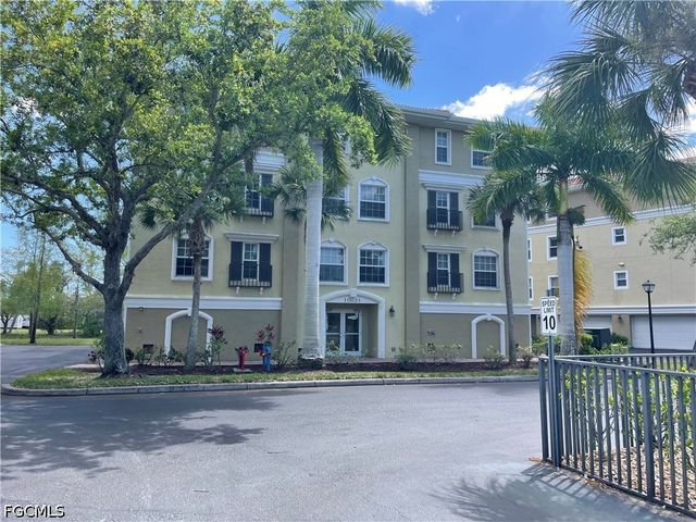 10031 Lake Cove DR 302, Fort Myers, FL 33908