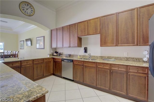 10031 Lake Cove DR 302, Fort Myers, FL 33908