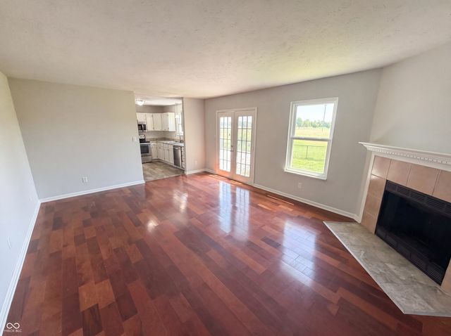 2219 Rolling Oak Drive, Indianapolis, IN 46214