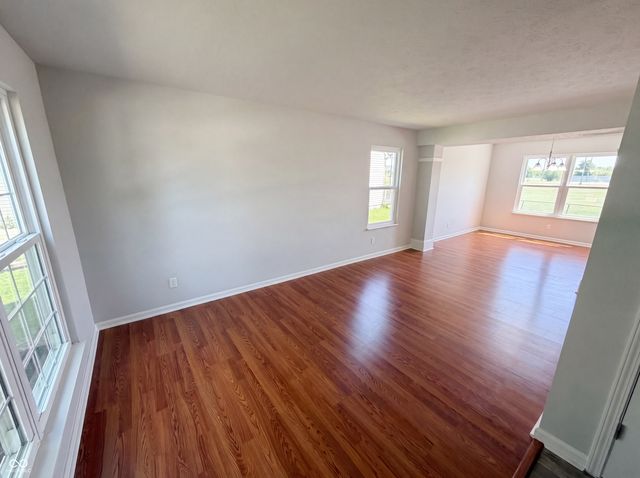 2219 Rolling Oak Drive, Indianapolis, IN 46214