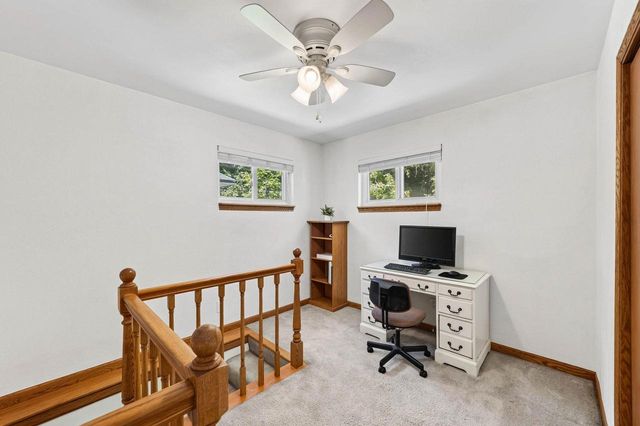 608 W Capitol Drive, Hartland, WI 53029