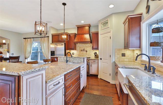 323 River Street, Northville, MI 48167