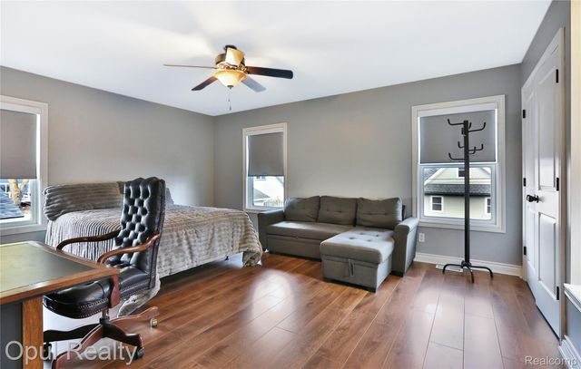 323 River Street, Northville, MI 48167