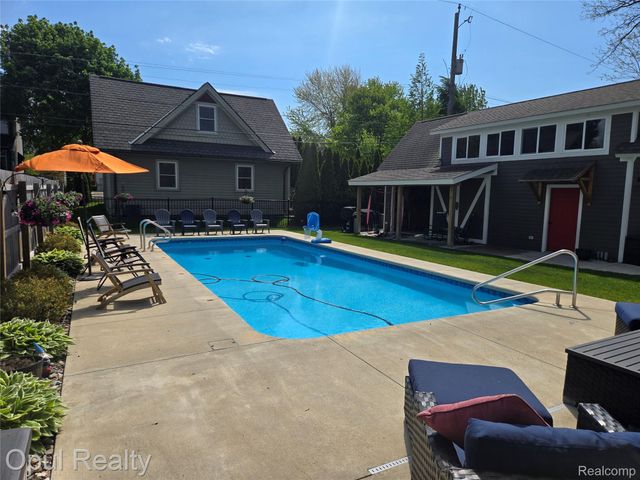 323 River Street, Northville, MI 48167
