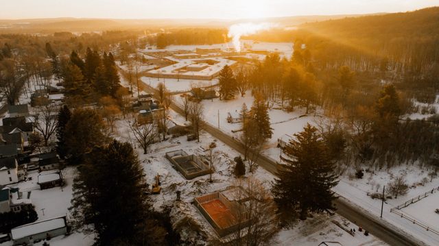 433 E PLEASANT Street, Corry, PA 16407