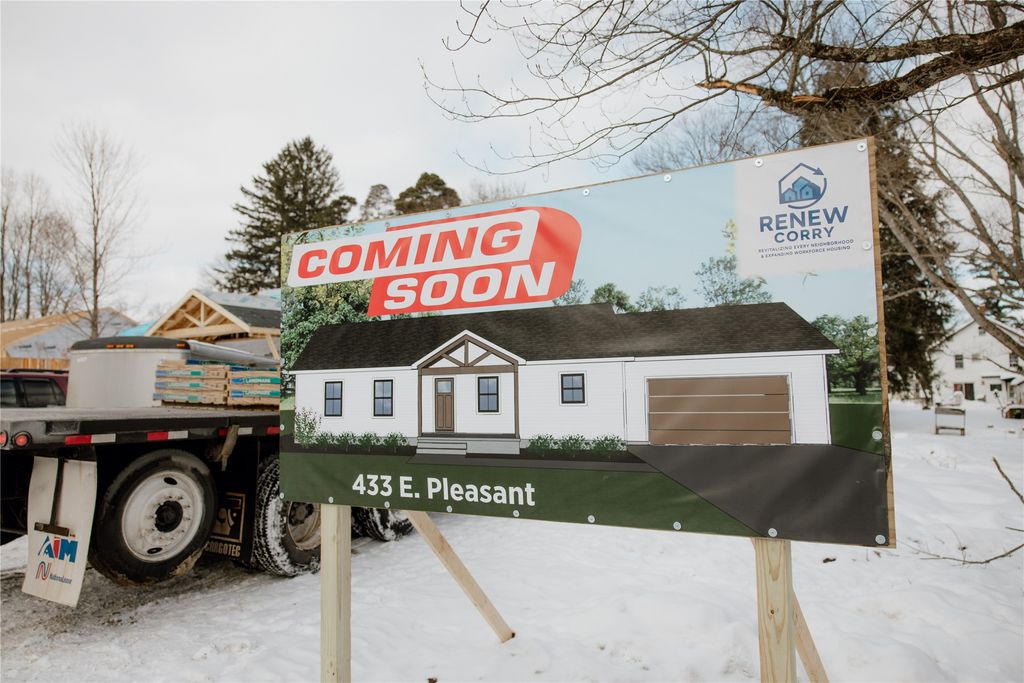 433 E PLEASANT Street, Corry, PA 16407