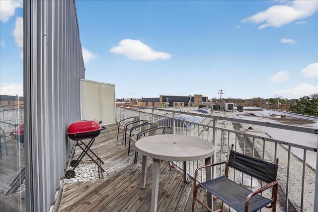 440 N Front St Apt 202, Memphis, TN 38105