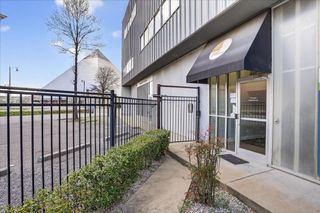 440 N Front St Apt 202, Memphis, TN 38105
